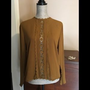 NEW H&M Top with Lace Center